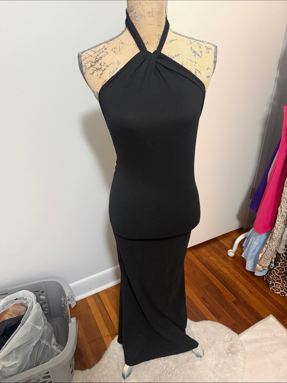 SHEIN Black Halter Neck Maxi Dress